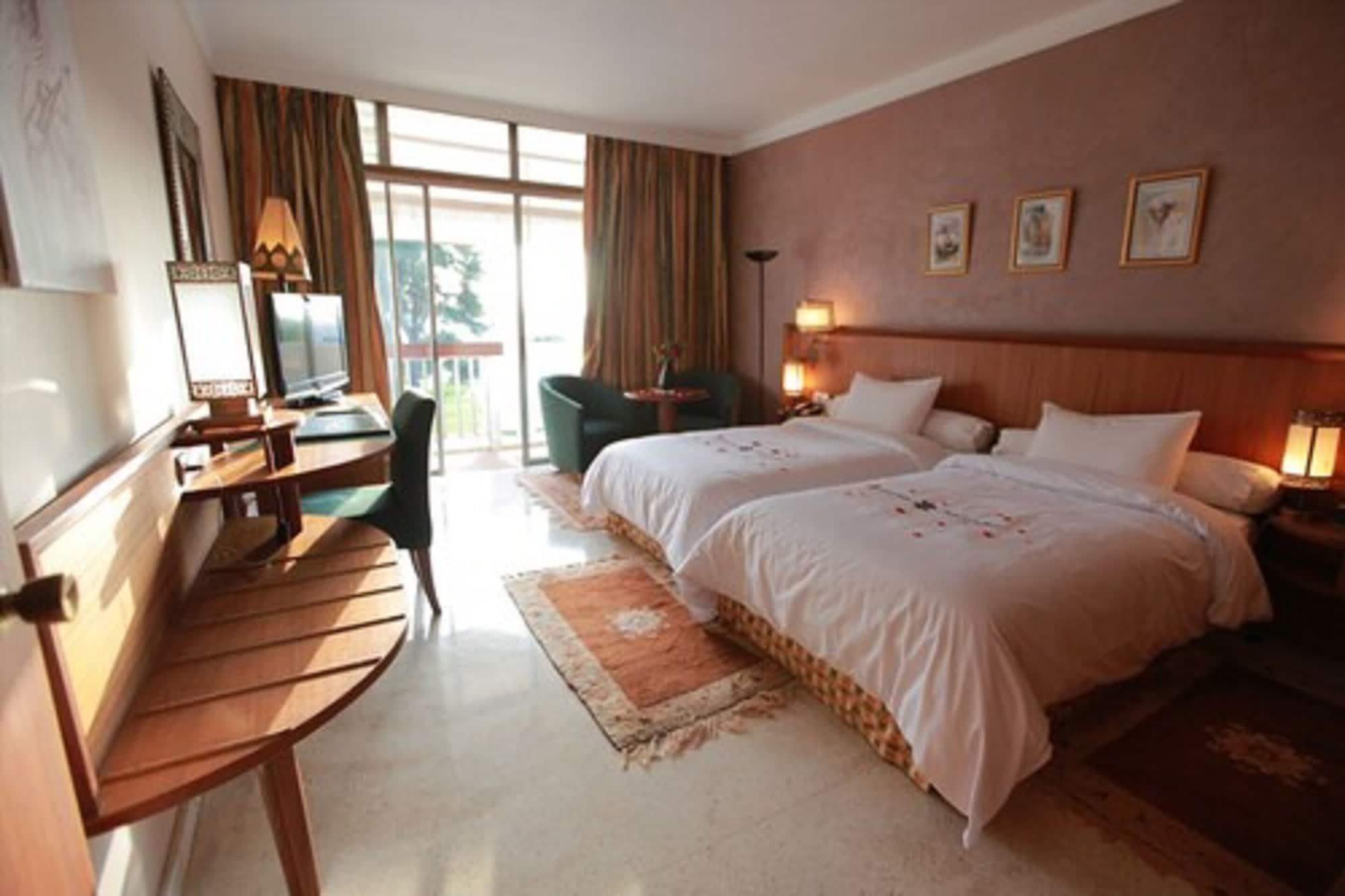 Hotel Transatlantique Мекнес Екстер'єр фото