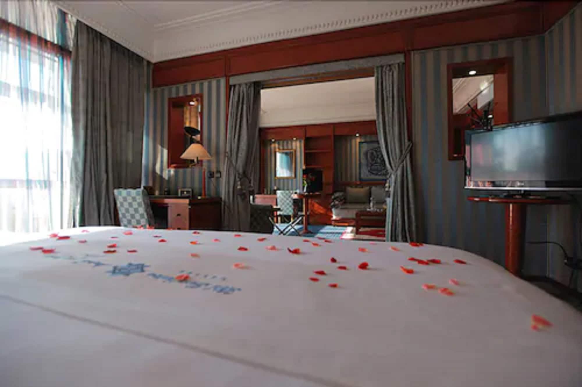 Hotel Transatlantique Мекнес Екстер'єр фото