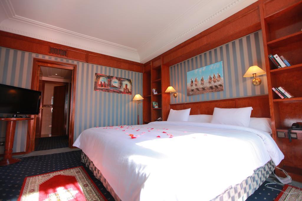 Hotel Transatlantique Мекнес Екстер'єр фото